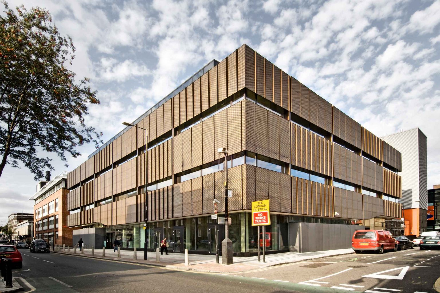 Queen Mary Innovation Centre. AKT II