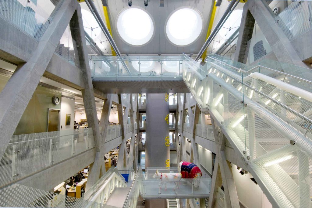 The Yellow Building. AKT II