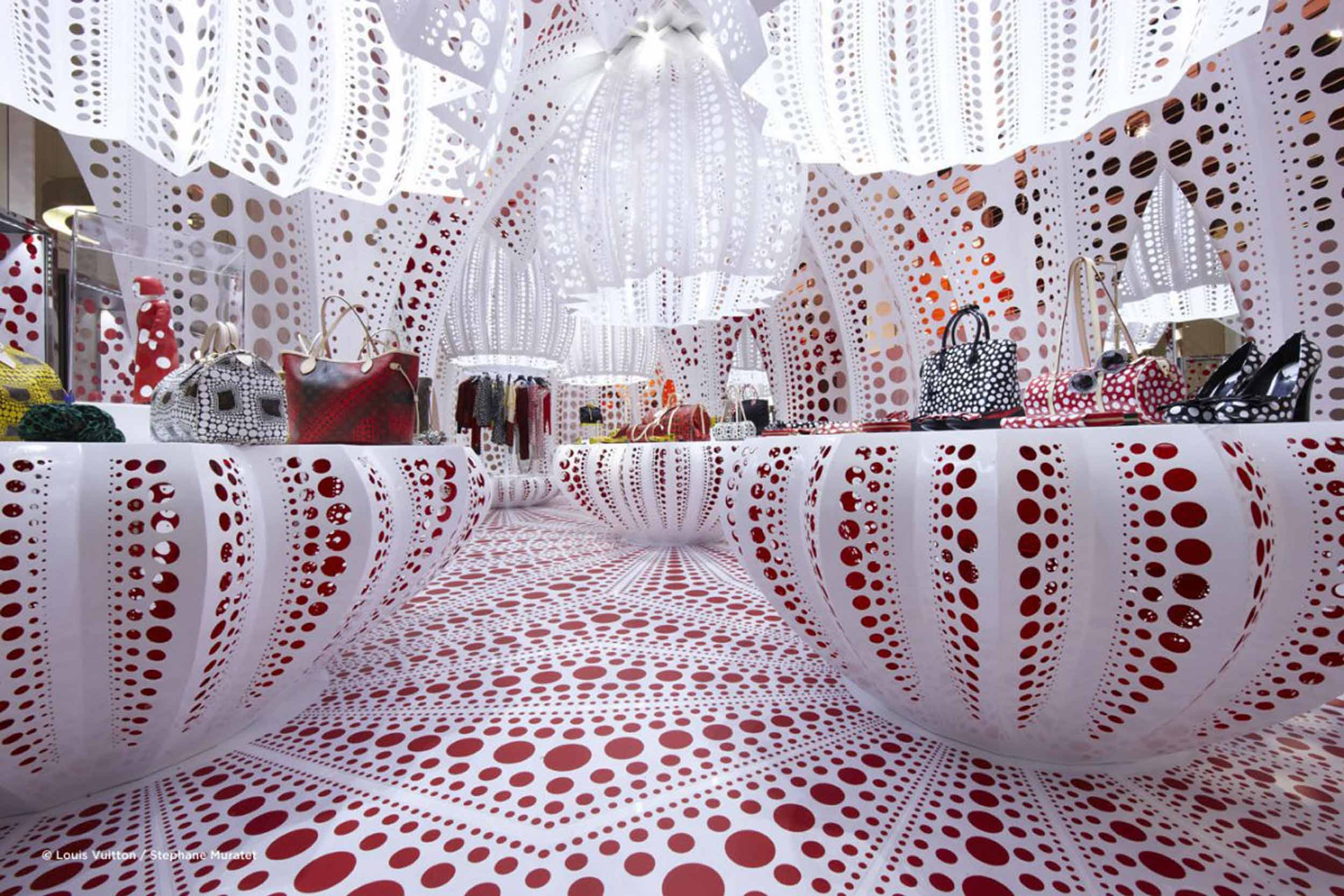 Louis Vuitton at Selfridges by Yayoi Kusama, London store design