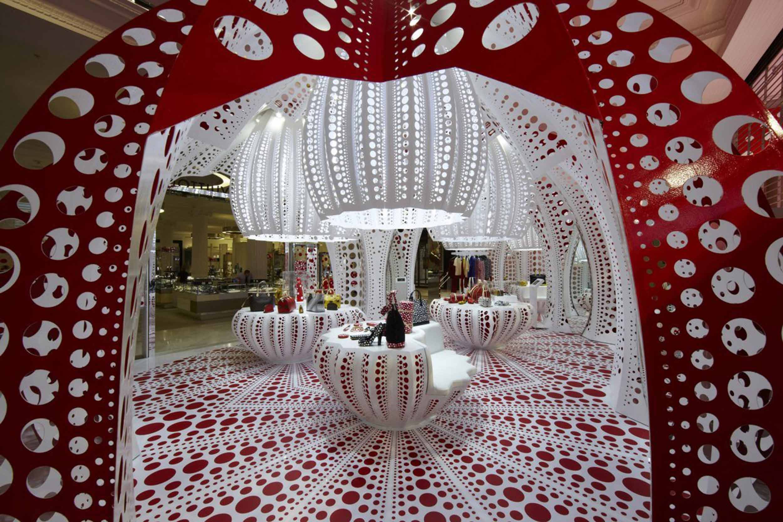 Louis Vuitton at Selfridges by Yayoi Kusama, London store design