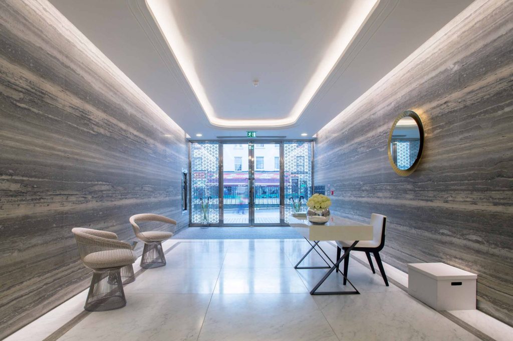 Queens Apartments. AKT II